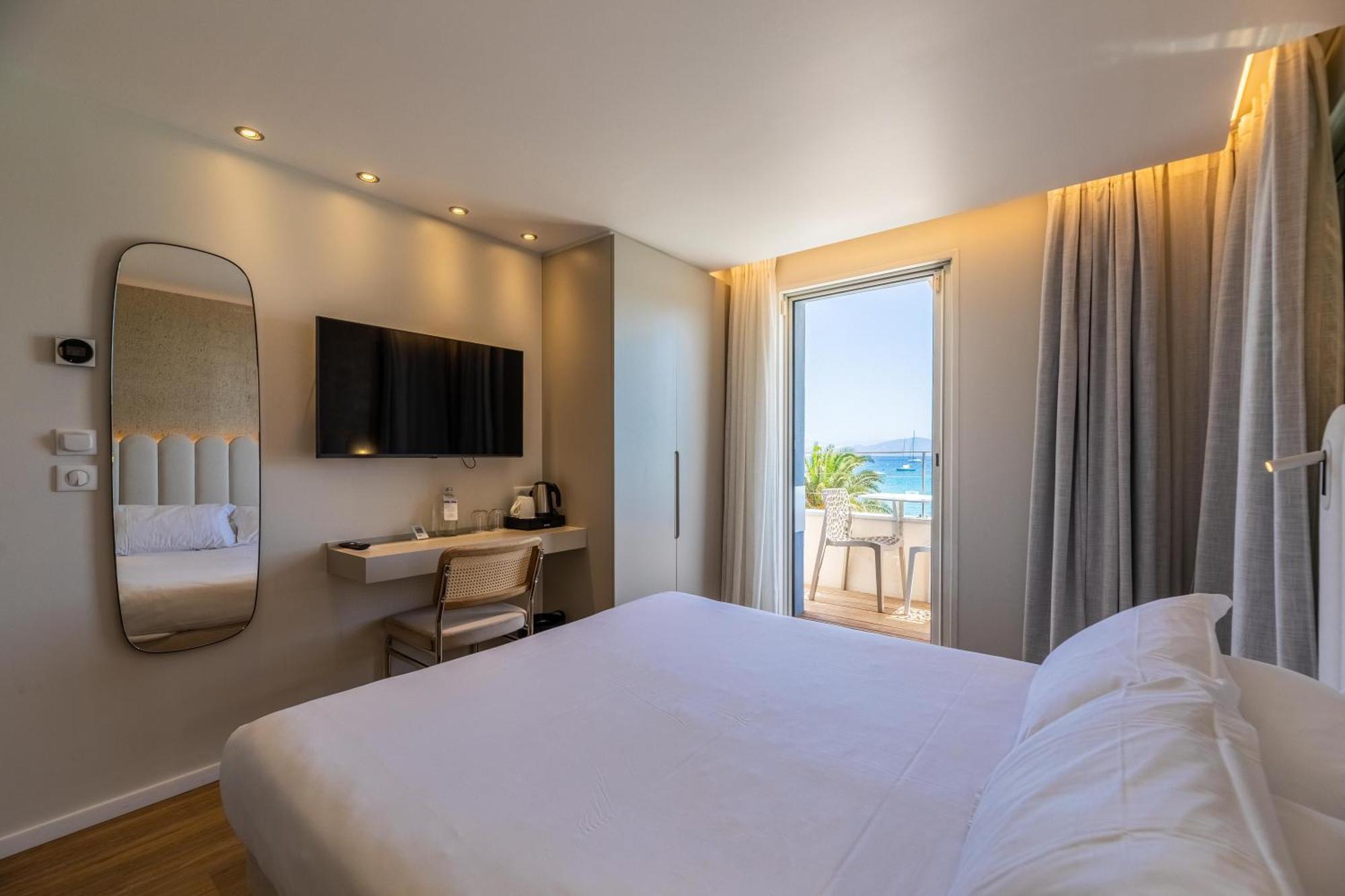 L'Escale Cote Sud Hotel LʼÎle-Rousse Eksteriør billede