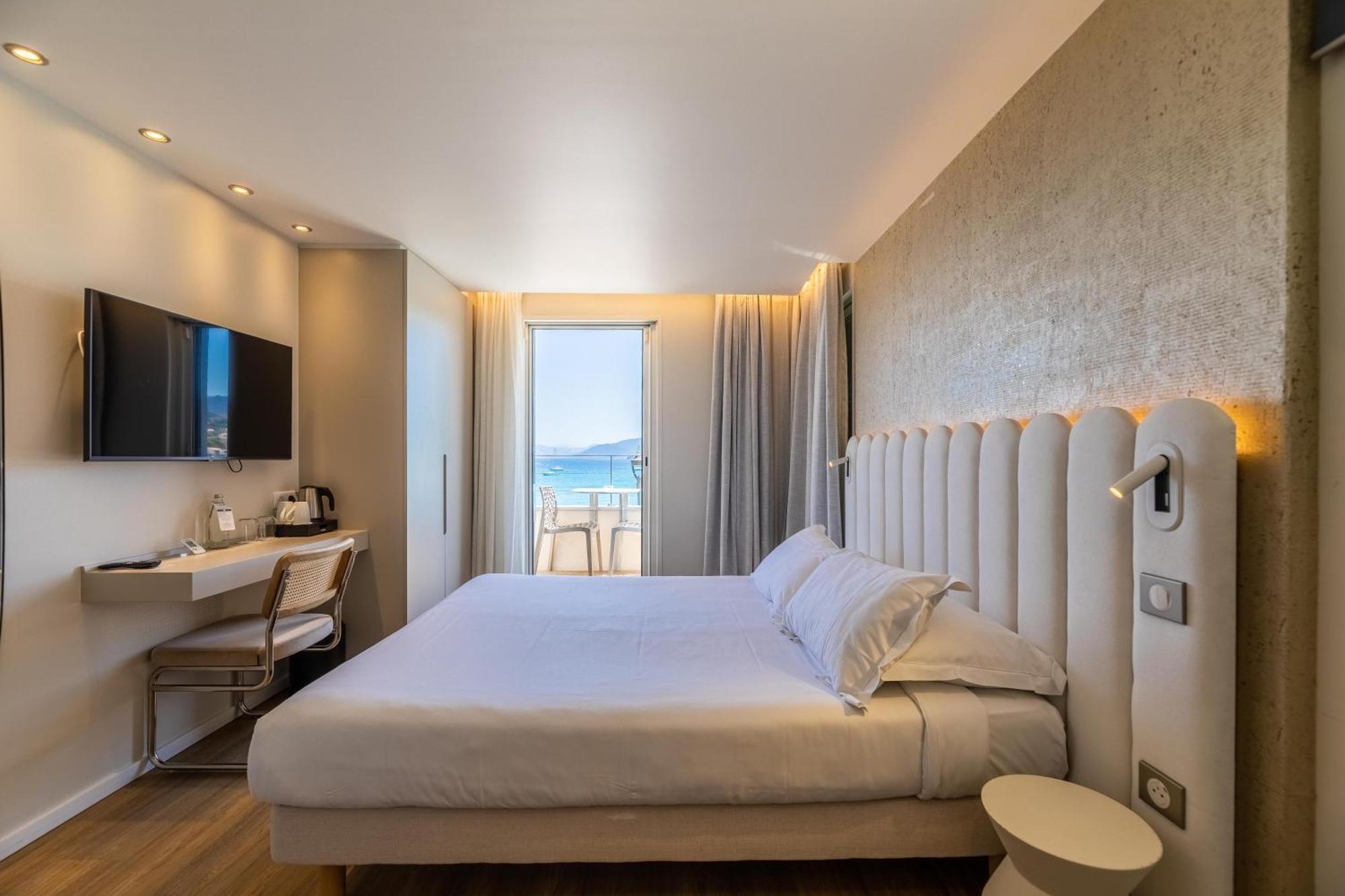 L'Escale Cote Sud Hotel LʼÎle-Rousse Eksteriør billede