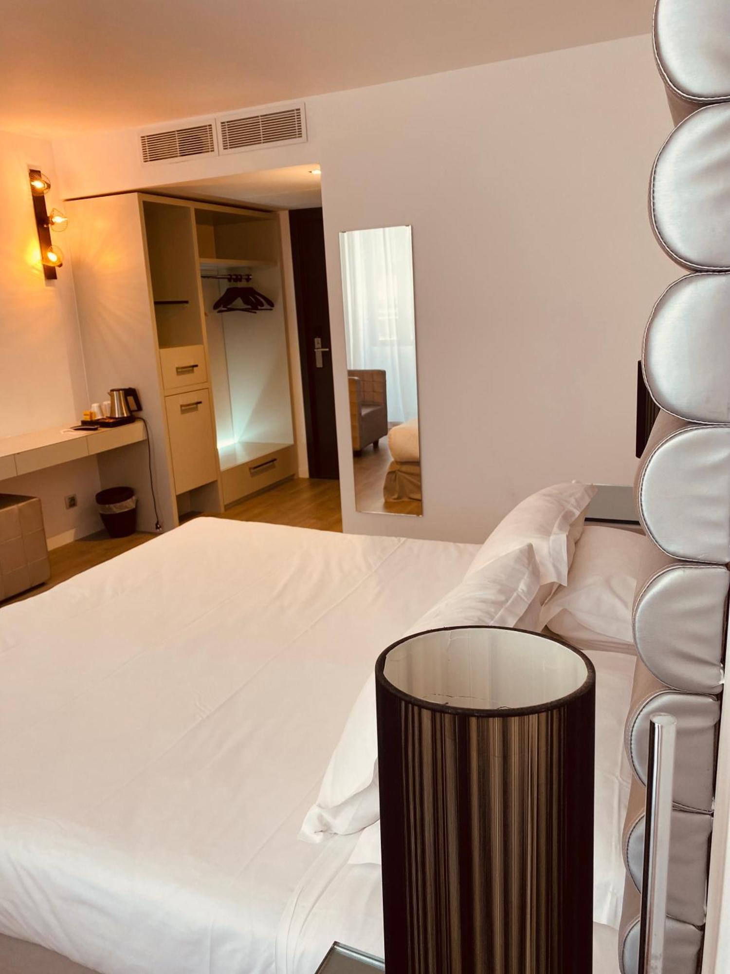 L'Escale Cote Sud Hotel LʼÎle-Rousse Eksteriør billede